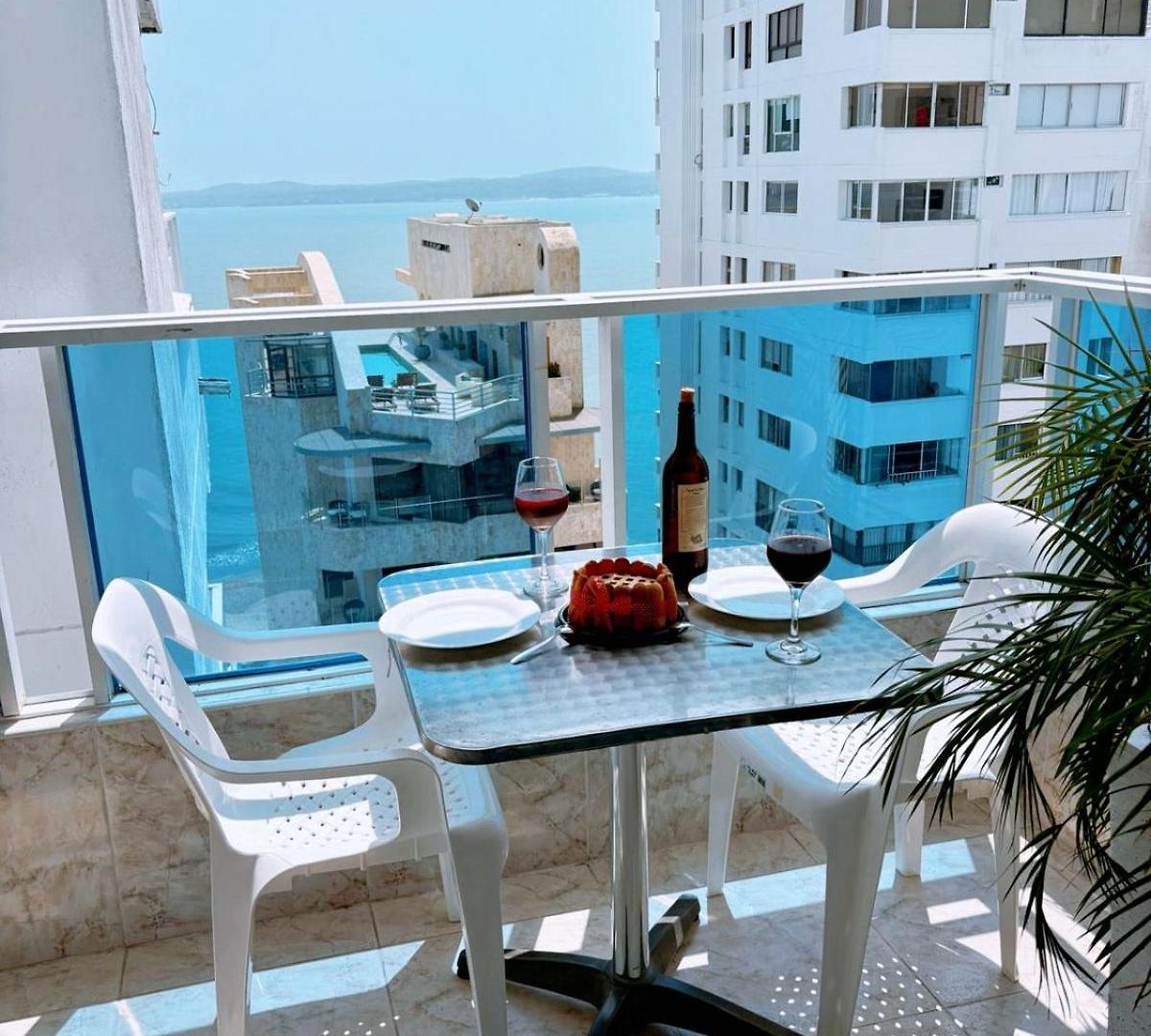 Apartamento Hermosos Frente A La Playa Piso 11 Y 14 *