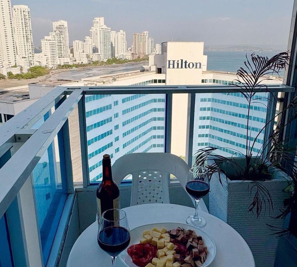 Hermosos Frente A La Playa Piso 11 Y 14 * Cartagena