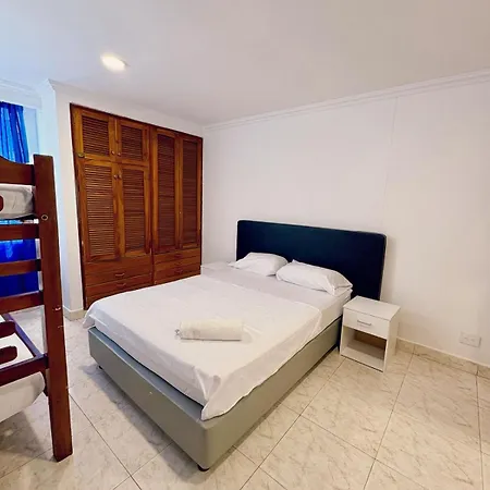 Apartamento Hermosos Frente A La Playa Piso 11 Y 14 *