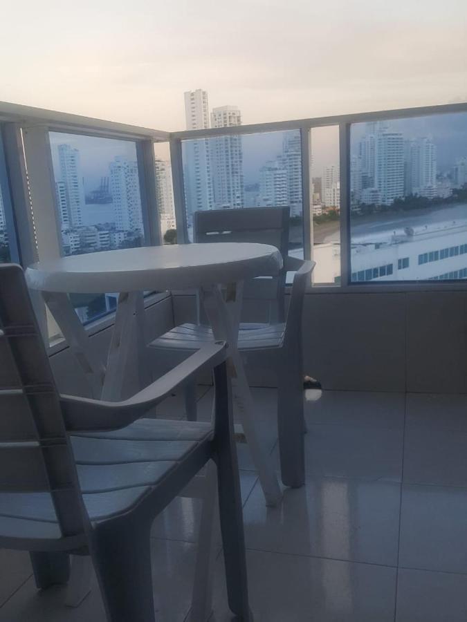 Apartamento Hermosos Frente A La Playa Piso 11 Y 14 Cartagena