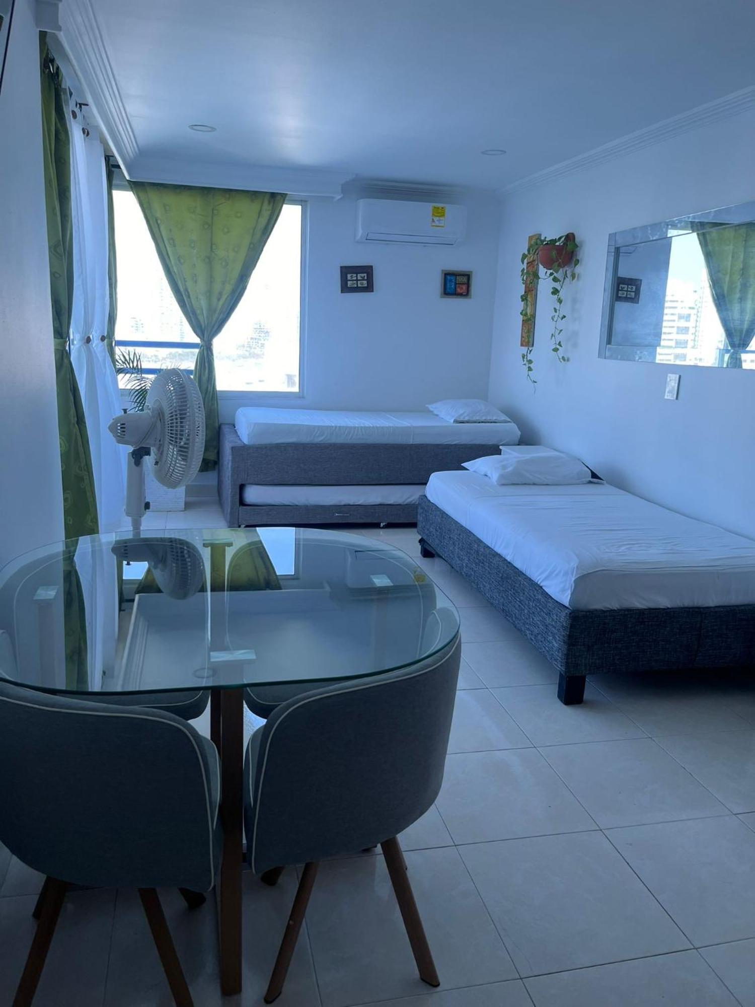 Hermosos Frente A La Playa Piso 11 Y 14 Cartagena