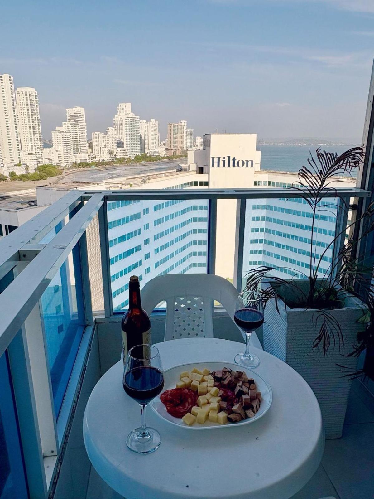 Hermosos Frente A La Playa Piso 11 Y 14 * Cartagena